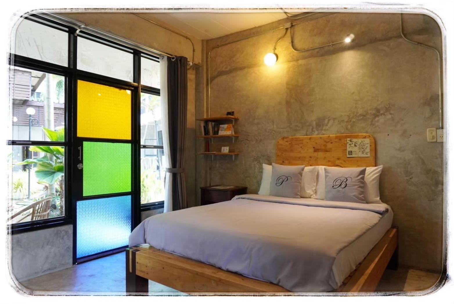 The Picturebook Guesthouse Mae Сот Екстериор снимка